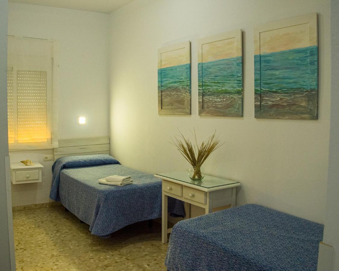Hostal Patio Andaluz Punta Umbria Bagian luar foto